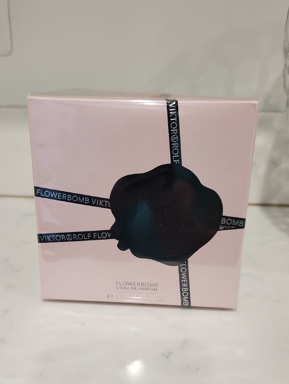 Viktor & Rolf Flowerbomb L'Eau de Parfum - 3.4oz